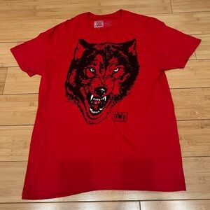 red WWE nWo Wolfpac logo men's t-Shirt Size L